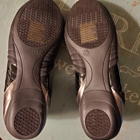Shine Sport Cushion Walk Sneaker, size 11, NEW - Picture 4 of 6